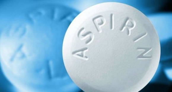 Aspirin có tác dụng hạ sốt, giảm đau và chống viêm (3)